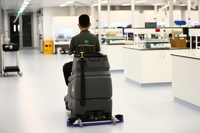 WDC Floor Scrubber
